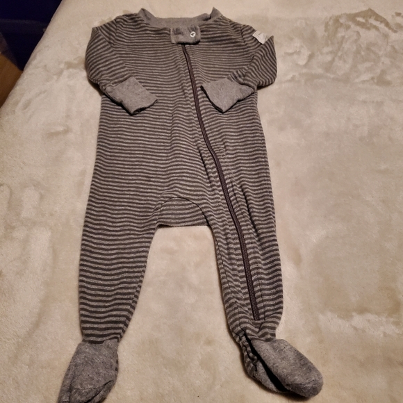 Burts Bees sleeper and outfit bundle - Picture 10 of 14